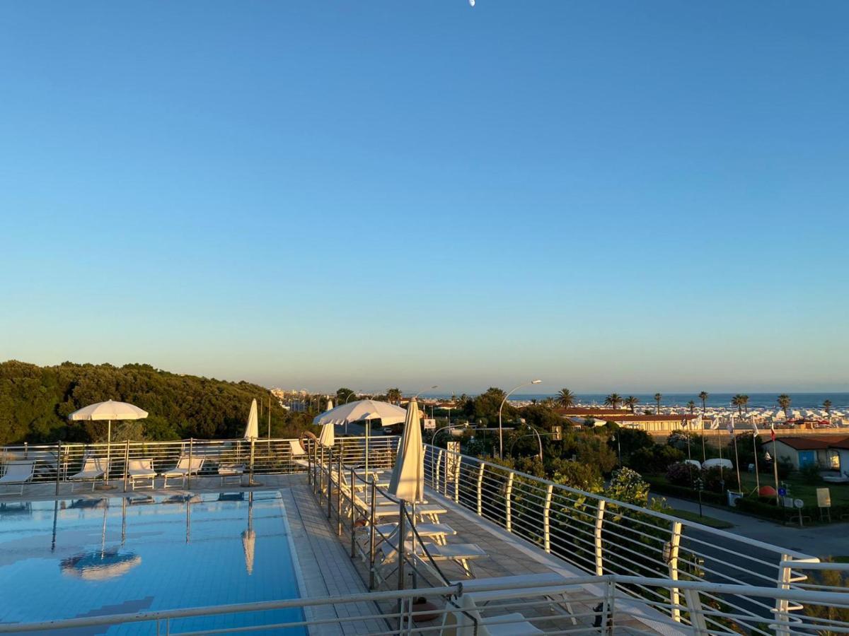 Hotel Joseph Marina di Pietrasanta Exterior foto